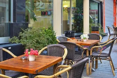 Budo Hôtel 3*