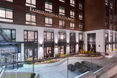 Hôtel Fairfield Central Park 3*