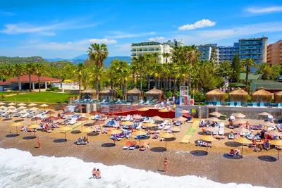 Hôtel Holiday Park Resort 5*