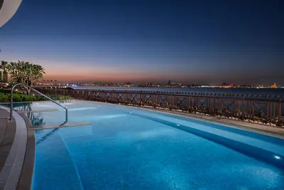 Hotel Sheraton Grand Doha Resort 5*