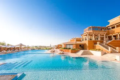 Hôtel The Cascades Golf Resort Spa et Thalasso 5*