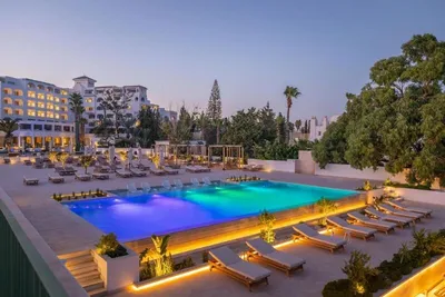 Hôtel Royal Azur Thalassa 5*