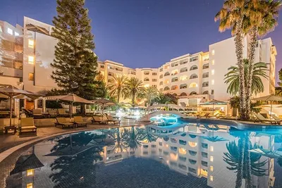 Hôtel Sol Azur Beach Congrés 4*