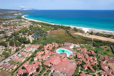 Hôtel Baia Dei Pini Resort 4*