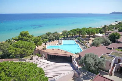 Hôtel TH Costa Rei Free Beach Village 4*