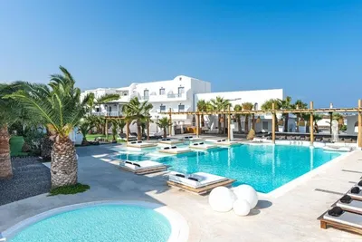 Hôtel SMY Mediterranean White Santorini 4*