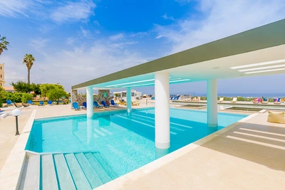 Hôtel Ocean Heights View 4*