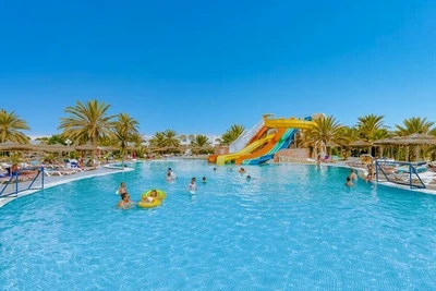 Club Jumbo Baya Beach Aqua Park Hôtel 3*