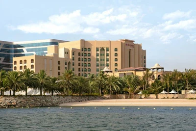 Club Jumbo Traders Hotel, Qaryat Al Beri 4*