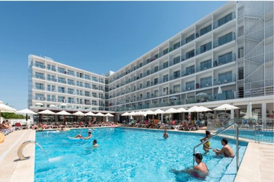 Hôtel Alua Leo 4*