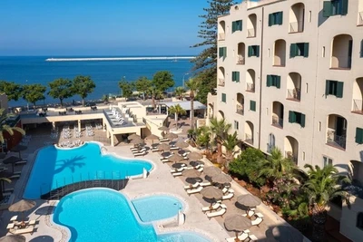 Hôtel Hopps 4*