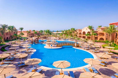 Hôtel Charmillion Gardens Aqua Park 4*