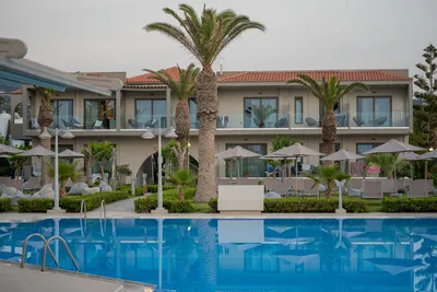 Marinos Beach Hôtel 3*