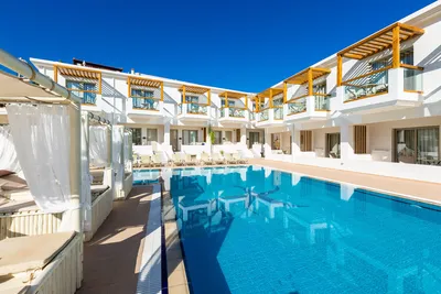 Nostos Beach Boutique Hôtel 4*