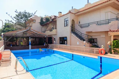 Hôtel Erato 3*