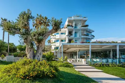 Hôtel Acacia Palace 4*