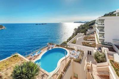 Hôtel More 5*