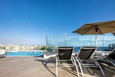 Plaza Regency Hôtel 3*