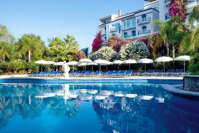 Hôtel Sant Alphio Garden & Spa 4*