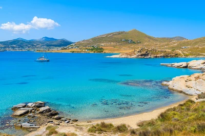 Combiné hôtels 2 îles : Paros - Santorin en 8 jours 3*