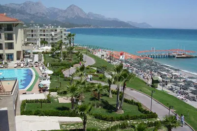 Hôtel Ambassador Plaza 4*