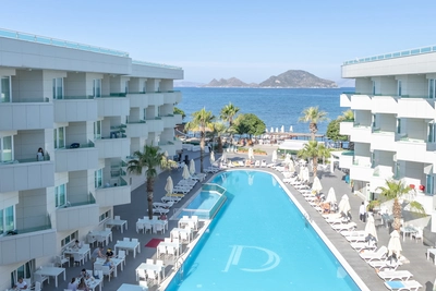Hôtel Dragut Point South 4*