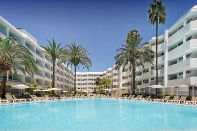 Hôtel Akeah Broncemar 4*