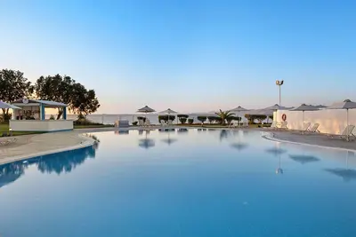 Hôtel White Olive Marine Aquapark 4*