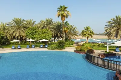 Sheraton Abu Dhabi Hotel & Resort 5*