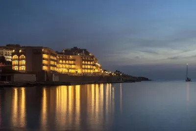 Hôtel Marina Hotel Corinthia Beach Resort 4*