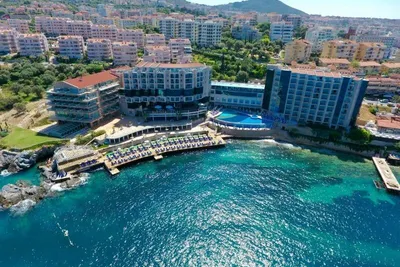 Hotel Charisma De Luxe Hotel 5*