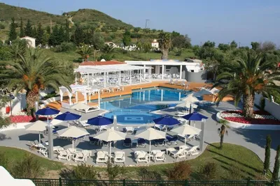 Hôtel Ioli Village 3*