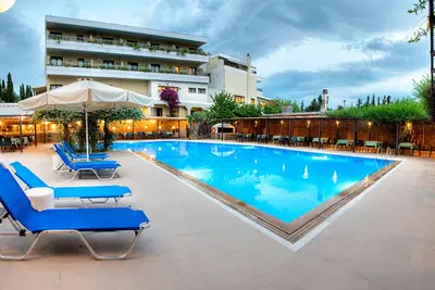 Miramare Hôtel Eretria 4*