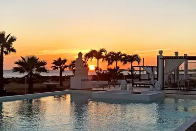 Hôtel LIVVO Budha Beach 4*