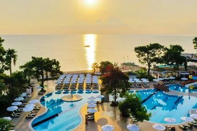 Hôtel Crystal Aura Beach Resort 5*