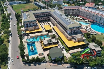 Hôtel Crystal De Luxe Resort 5*