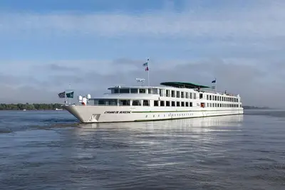 Croisière sur le MS Cyrano de Bergerac : Croisière en Aquitaine de Bordeaux à Royan, lestuaire de la Gironde, la Garonne et la Dordogne