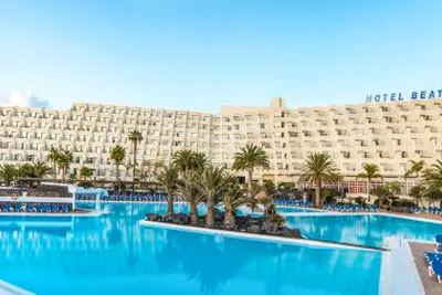 Beatriz Costa & Spa 4*