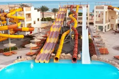 El Karma Aqua Beach Resort 4*