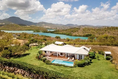 Villa Azura