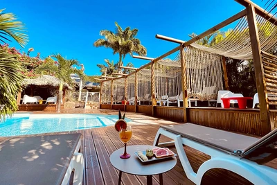 Hôtel Tropicana Suites 4*