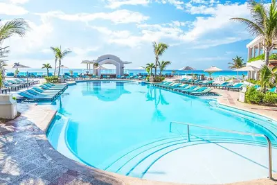 Hôtel Wyndham Alltra Cancun 4* by Ôvoyages