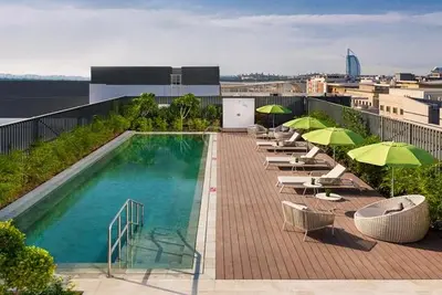 Hôtel Millenium Al Barsha 4*