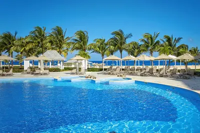 Hôtel Bahia Principe Luxury Runaway Bay 5* Adult Only +18