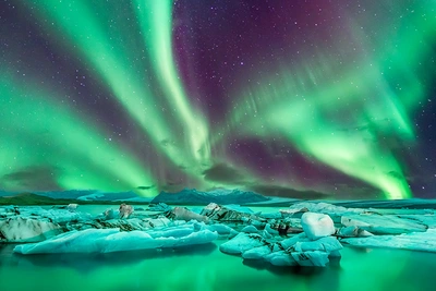 City Break à Reykjavik - À la Recherche des Aurores Boréales (excursions incluses)