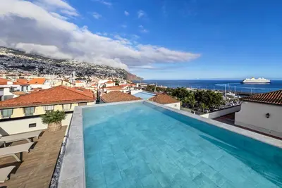 Hôtel Barceló Funchal Oldtown 5*