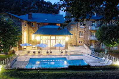 Hôtel Mercure Les Bains Romains 3*