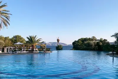 Ôclub Select Hydra Beach Resort 5*