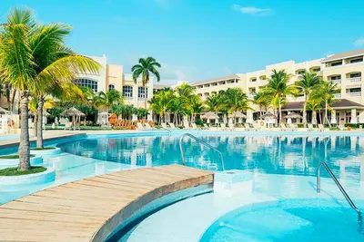 Hôtel Iberostar Waves Rose Hall Beach 5*
