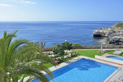 Hôtel Alua Calas de Mallorca Resort 4* by Ôvoyages